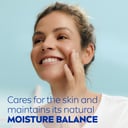 NIVEA DAILY ESSENTIALS GENTLE CREAM WASH 150ML thumbnail 3