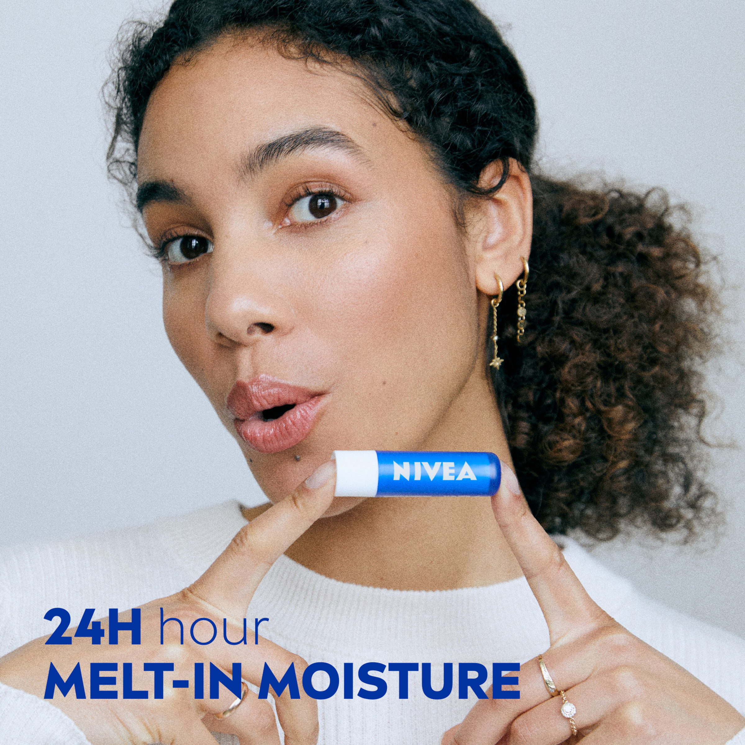NIVEA LIP BALM STICK ORIGINAL WITH SHEA BUTTER 4.8G - Image 3