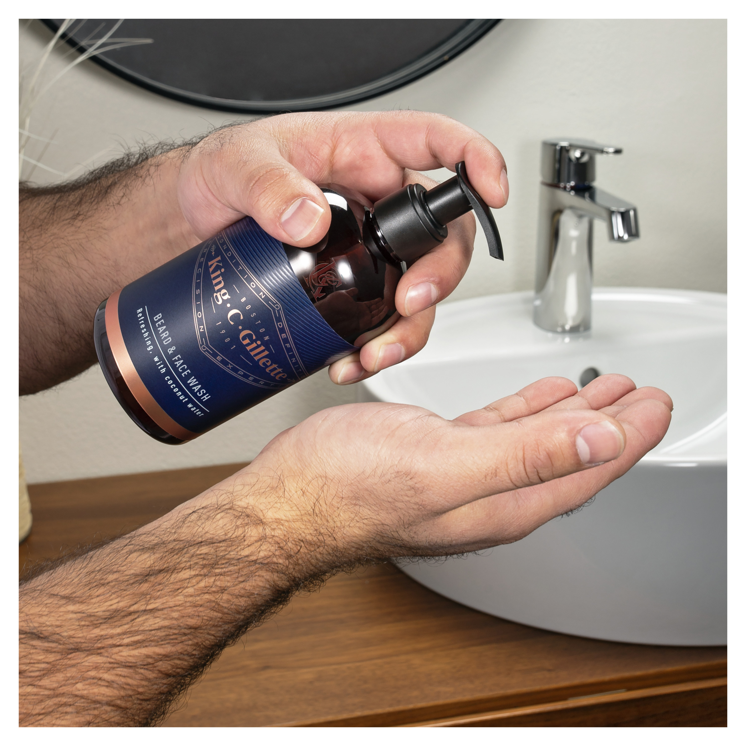 GILLETTE KING C BEARD AND FACE WASH 350ML - Image 3