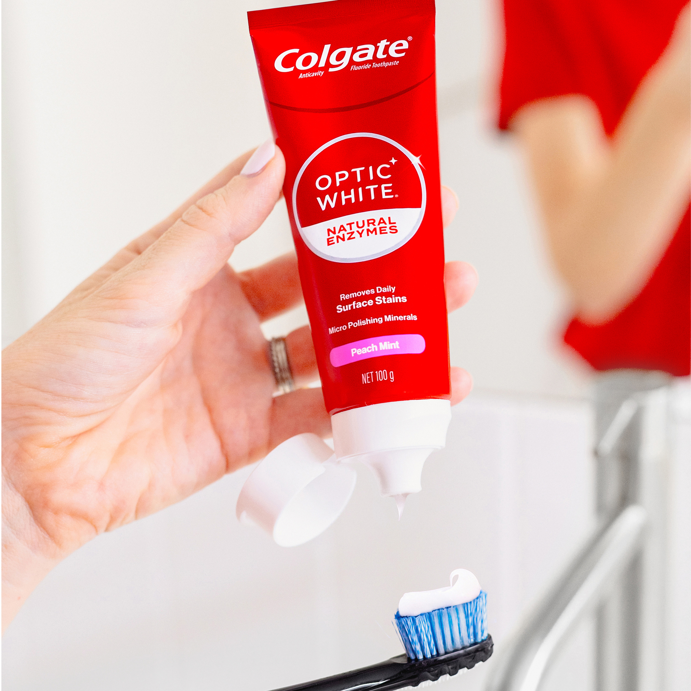 COLGATE TOOTHPASTE OPTIC WHITE ENZYME 100G - Image 4