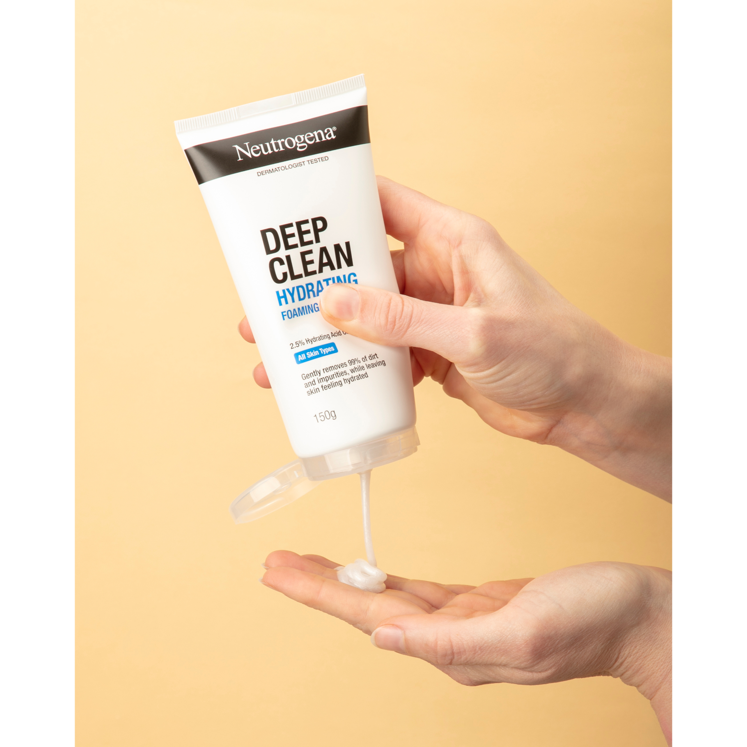 NEUTROGENA DEEP CLEAN HYDRATING FOAMING CLEANSER 150G - Image 4
