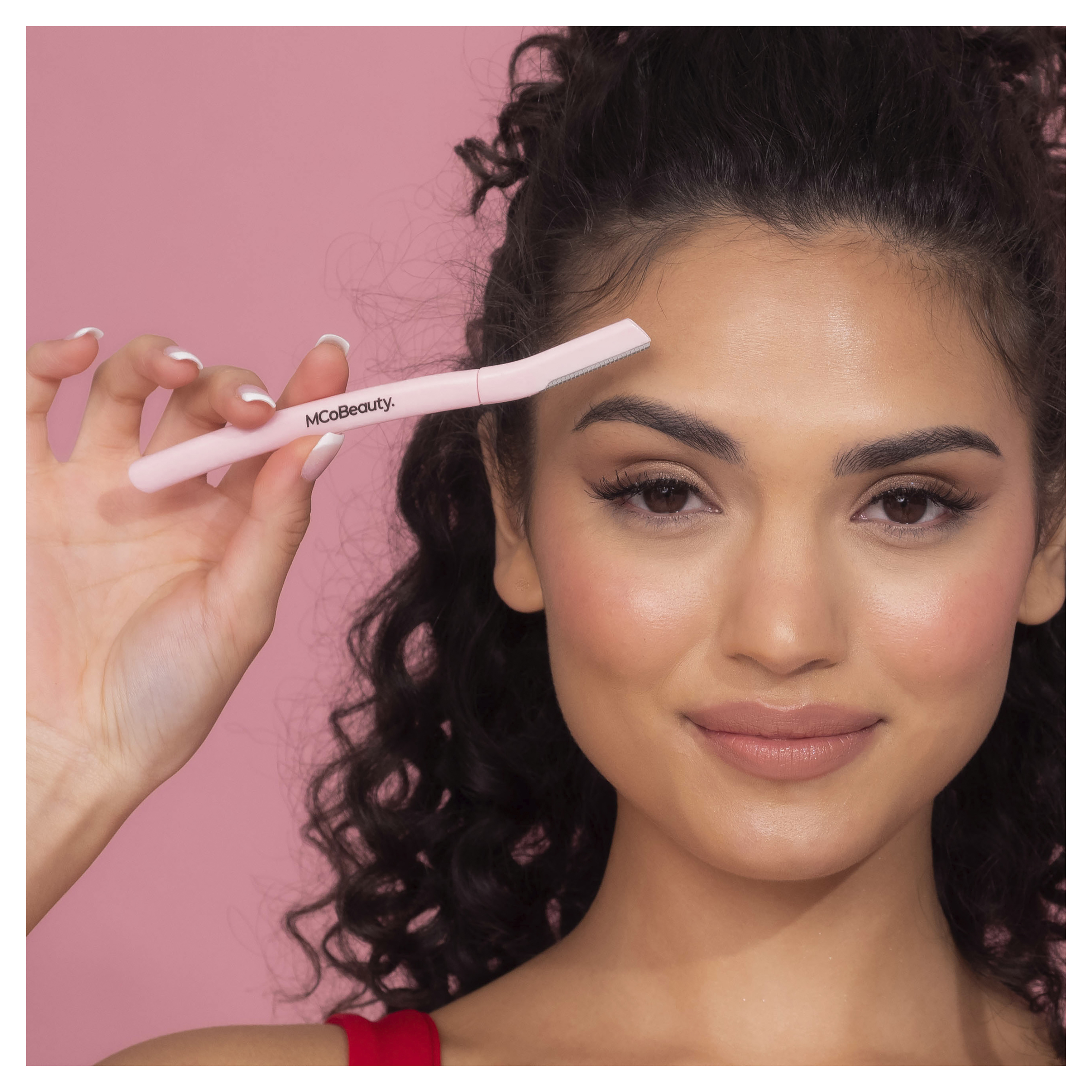 MCO BEAUTY DERMAPLANING FACIAL RAZOR DUO PACK - Image 3