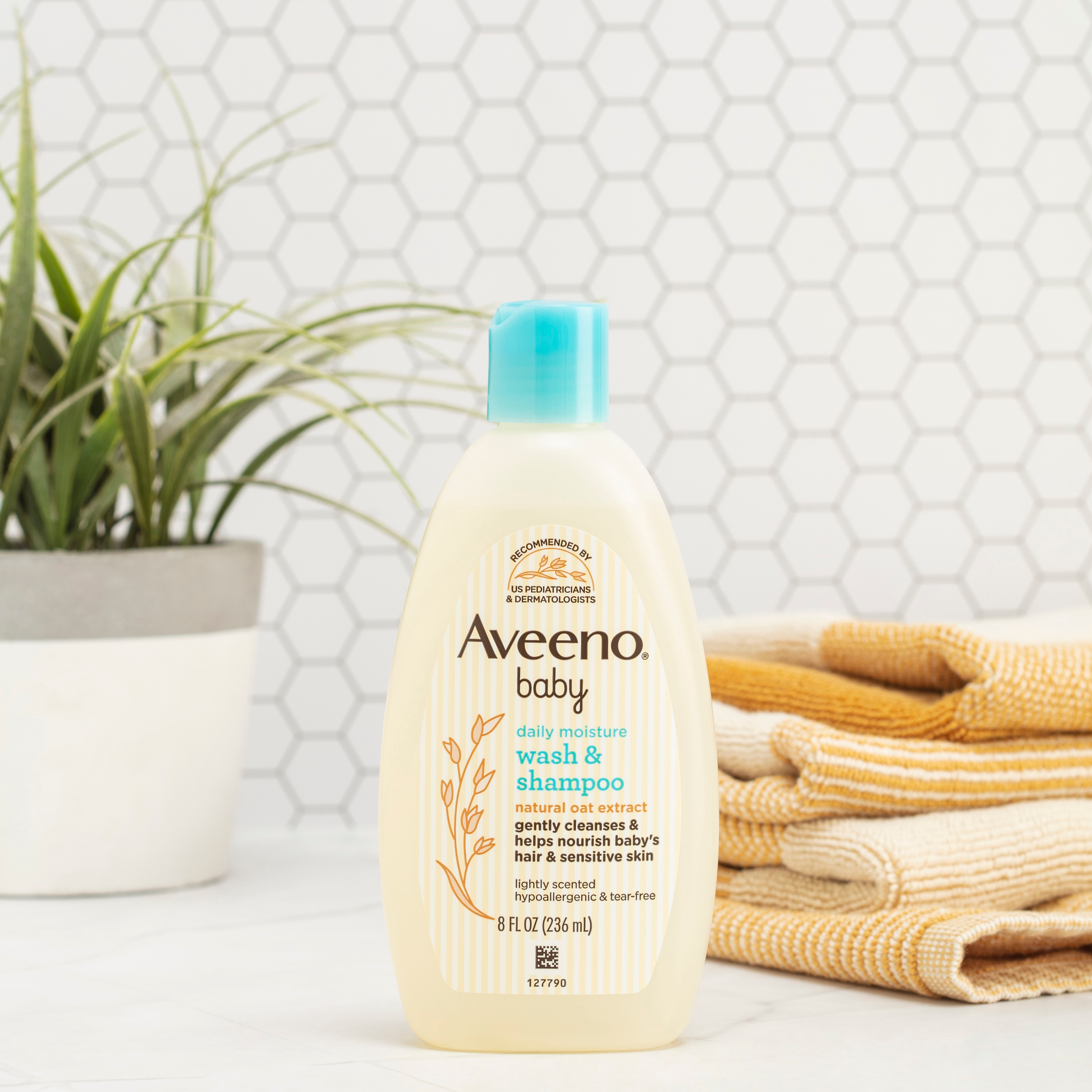 AVEENO BABY SCENTED WASH & SHAMPOO 236ML - Image 4