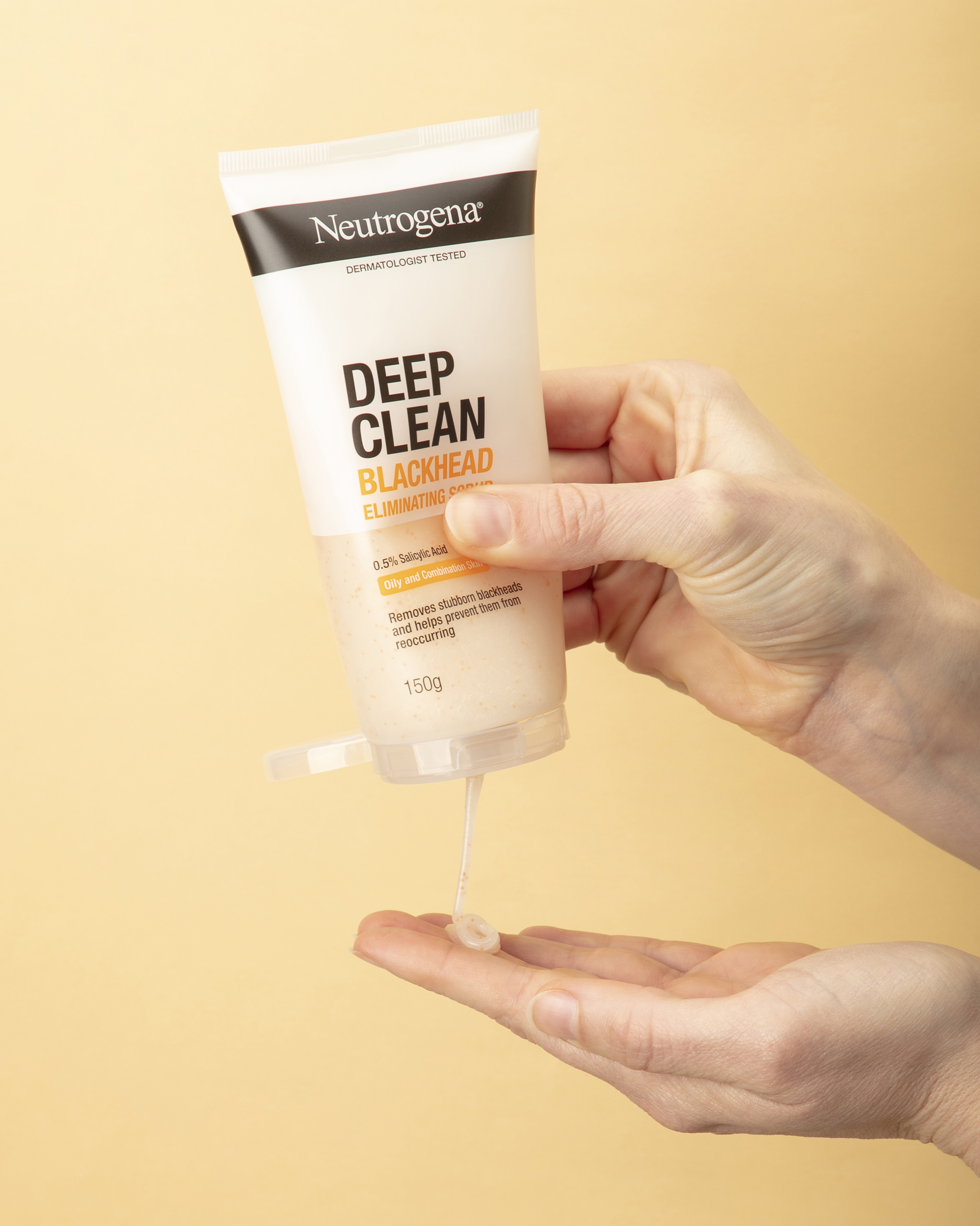NEUTROGENA DEEP CLEAN BLACKHEAD ELIMINATING SCRUB 150G - Image 4