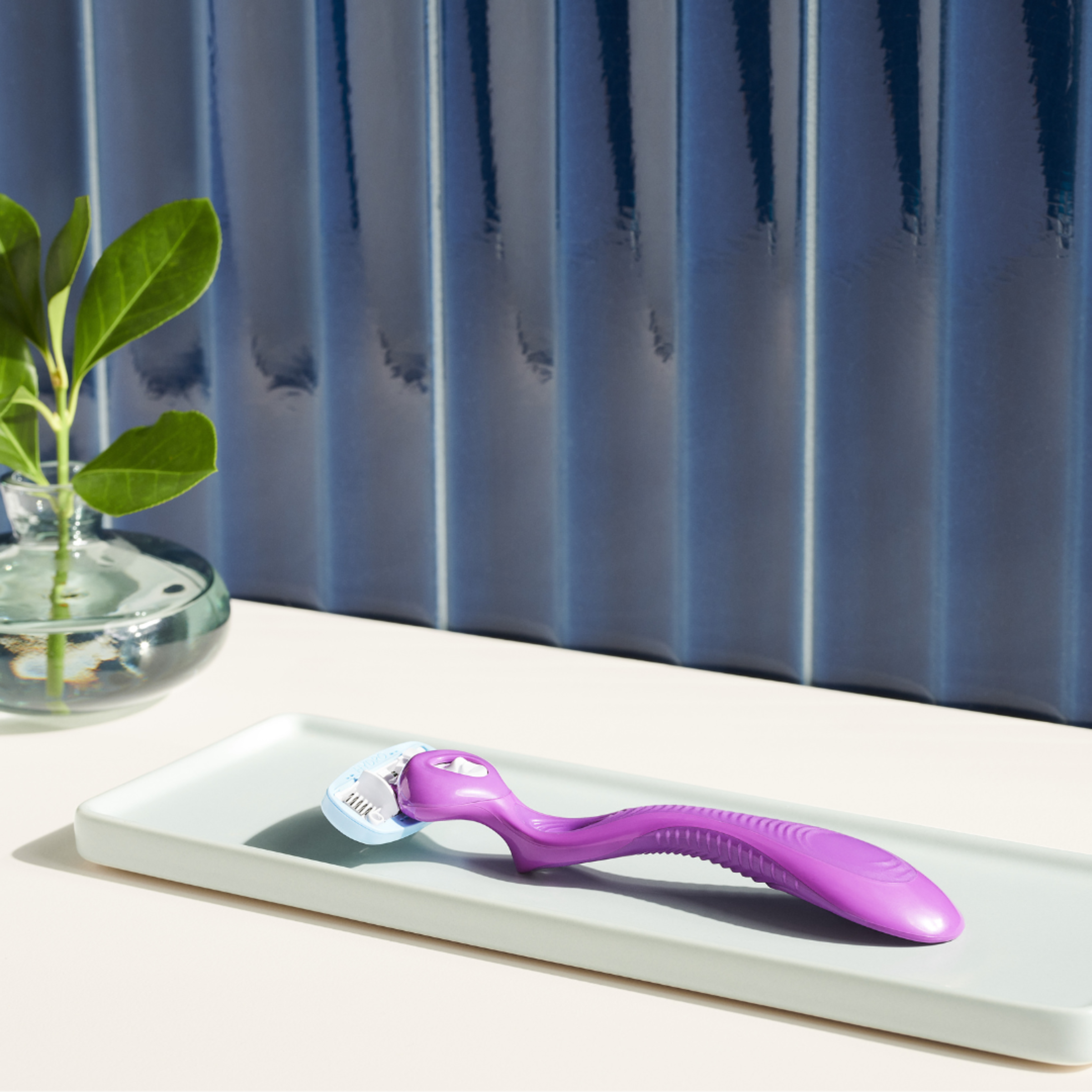 SCHICK HYDRO SILK REFILL BLADES 4 PACK - Image 6