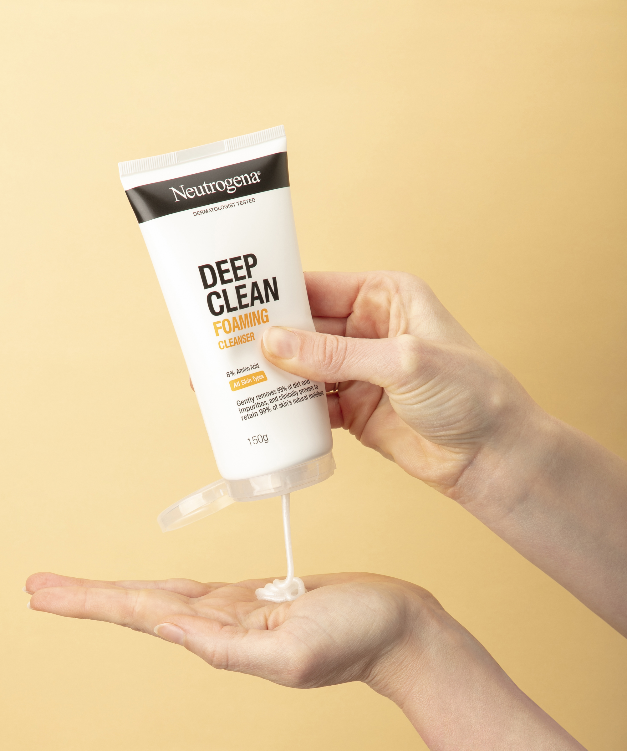 NEUTROGENA DEEP CLEAN FOAMING CLEANSER 150ML - Image 4